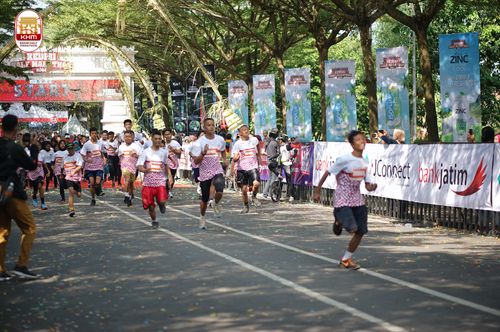 Race photo from Kediri Half Marathon 2024