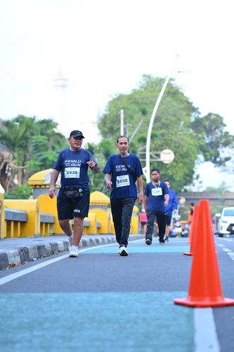 Race photo from KEMLU RUN 2025