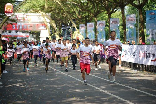 Race photo from Kediri Half Marathon 2024