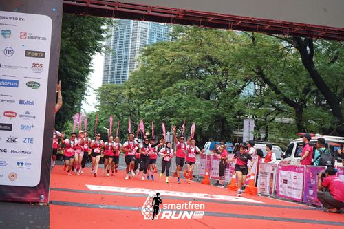 Race photo from Smartfren Run 2024