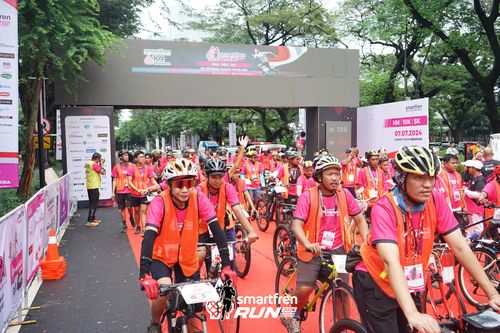 Race photo from Smartfren Run 2024