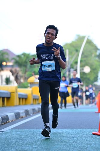 Race photo from KEMLU RUN 2025