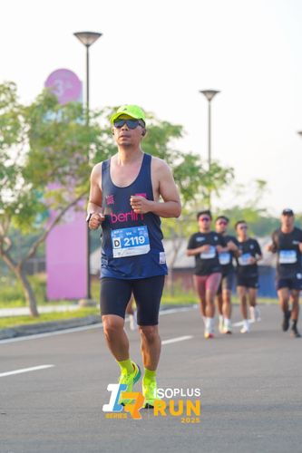 Race photo from ISOPLUS RUN 2025 - JAKARTA