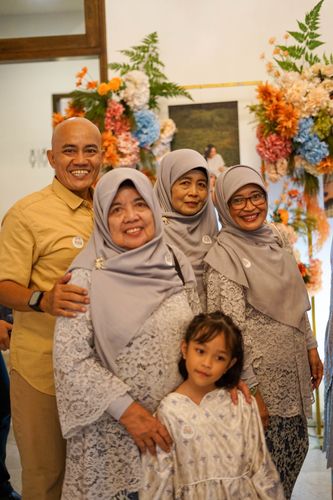 Race photo from Pernikahan Safira & Mugi