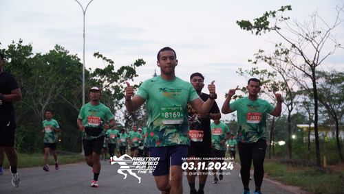 Race photo from Arutmin Borneo Run 2024