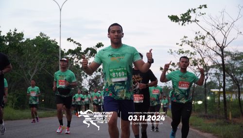 Race photo from Arutmin Borneo Run 2024