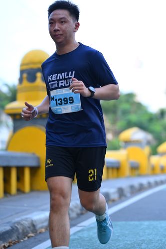 Race photo from KEMLU RUN 2025