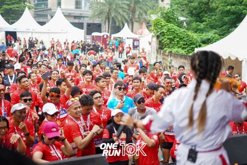 Race photo from ONE RUN 10K 2025