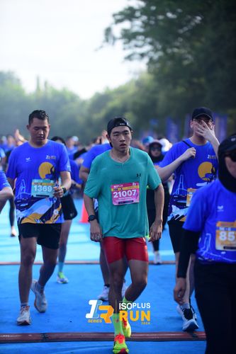 Race photo from Isoplus Run 2024 Surabaya