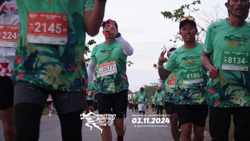 Race photo from Arutmin Borneo Run 2024