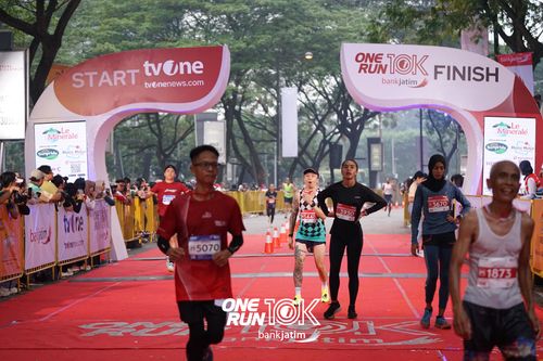 Race photo from ONE RUN 10 K