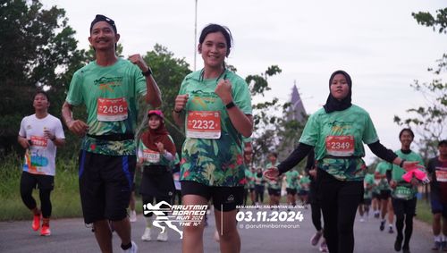 Race photo from Arutmin Borneo Run 2024