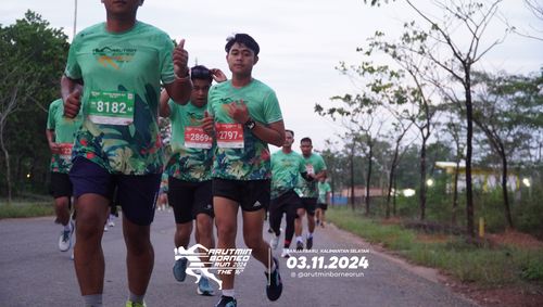 Race photo from Arutmin Borneo Run 2024