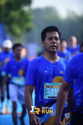 Race photo from Isoplus Run 2024 Surabaya