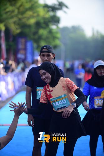 Race photo from Isoplus Run 2024 Surabaya