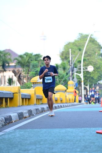 Race photo from KEMLU RUN 2025