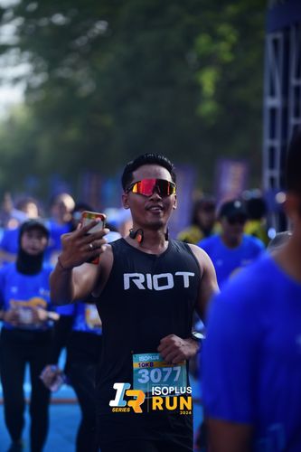 Race photo from Isoplus Run 2024 Surabaya