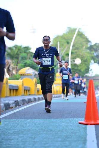 Race photo from KEMLU RUN 2025