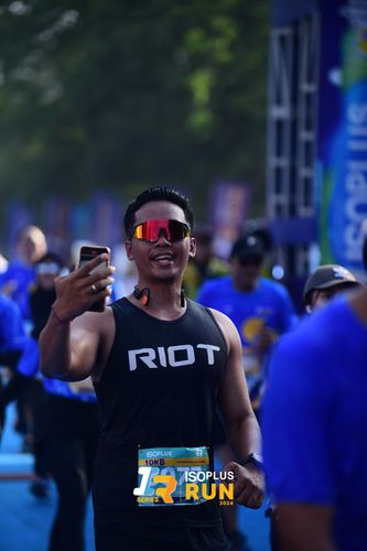 Race photo from Isoplus Run 2024 Surabaya
