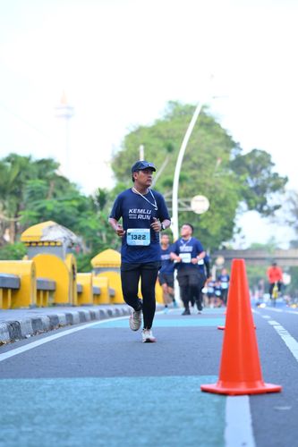 Race photo from KEMLU RUN 2025