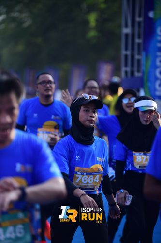 Race photo from Isoplus Run 2024 Surabaya