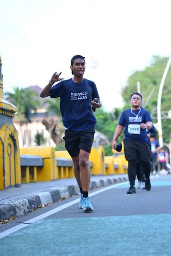 Race photo from KEMLU RUN 2025