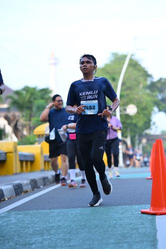 Race photo from KEMLU RUN 2025