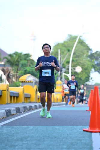 Race photo from KEMLU RUN 2025