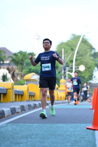 Race photo from KEMLU RUN 2025
