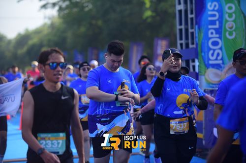 Race photo from Isoplus Run 2024 Surabaya