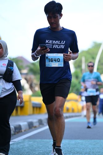 Race photo from KEMLU RUN 2025
