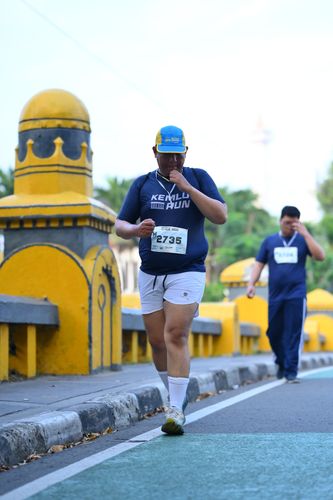 Race photo from KEMLU RUN 2025