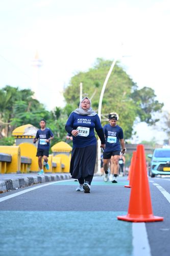 Race photo from KEMLU RUN 2025