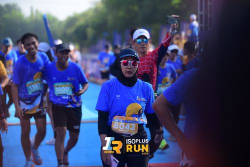 Race photo from Isoplus Run 2024 Surabaya