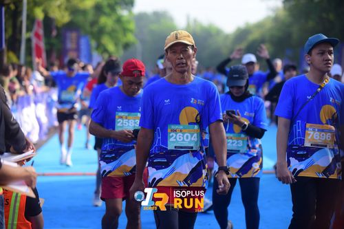 Race photo from Isoplus Run 2024 Surabaya