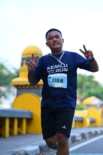 Race photo from KEMLU RUN 2025