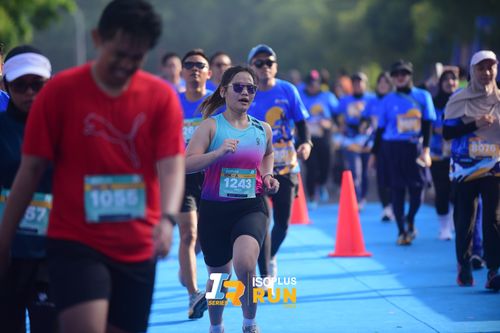 Race photo from Isoplus Run 2024 Surabaya