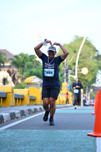Race photo from KEMLU RUN 2025