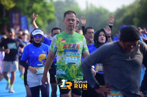 Race photo from Isoplus Run 2024 Surabaya