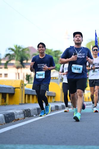 Race photo from KEMLU RUN 2025