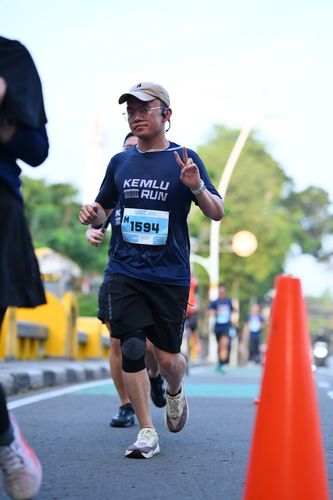 Race photo from KEMLU RUN 2025