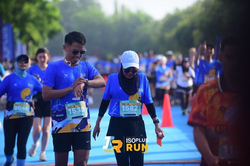 Race photo from Isoplus Run 2024 Surabaya
