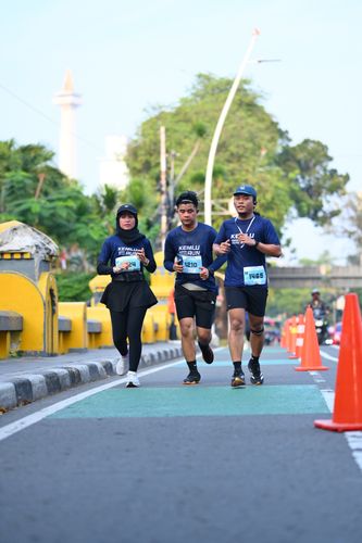 Race photo from KEMLU RUN 2025
