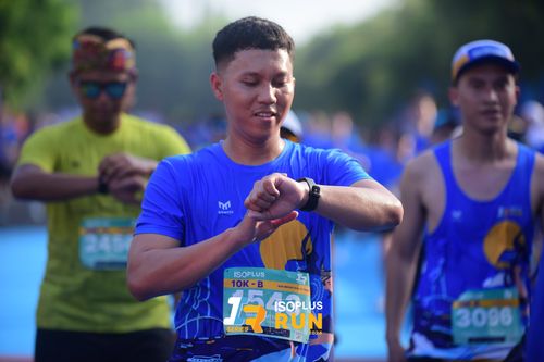 Race photo from Isoplus Run 2024 Surabaya