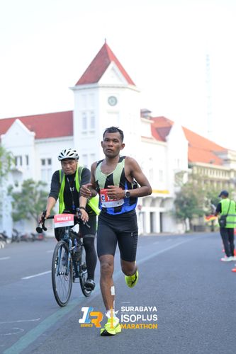 Race photo from SURABAYA ISOPLUS MARATHON 2025