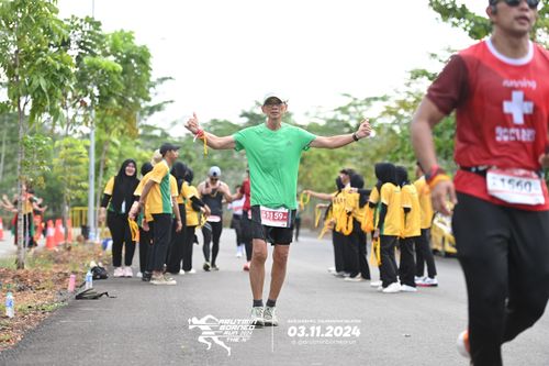 Race photo from Arutmin Borneo Run 2024