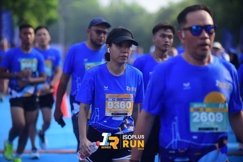 Race photo from Isoplus Run 2024 Surabaya