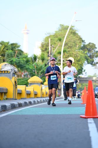 Race photo from KEMLU RUN 2025