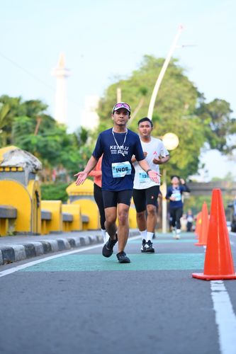 Race photo from KEMLU RUN 2025