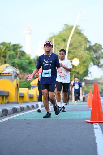 Race photo from KEMLU RUN 2025